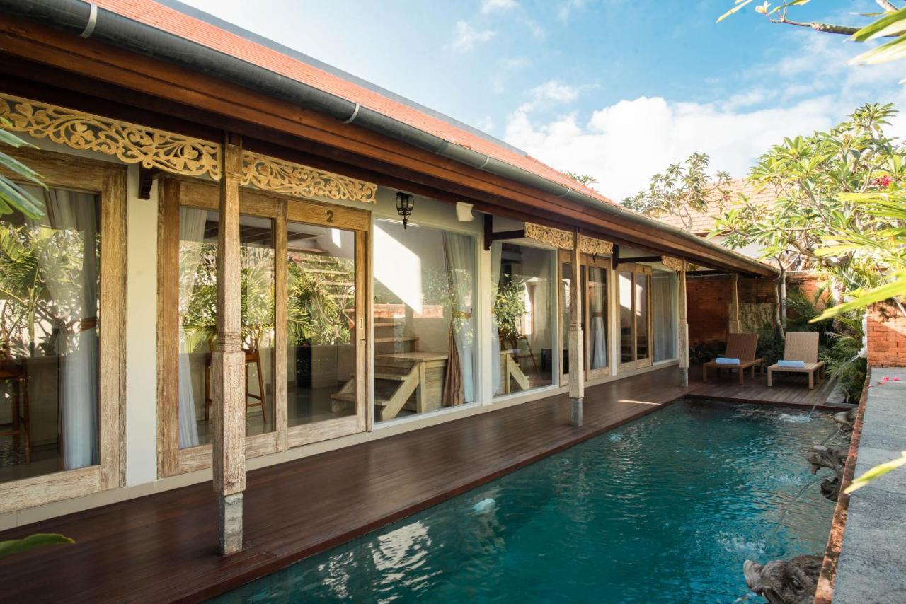 Istha Puri By Dwaraloka Villa Gianyar  Exterior photo